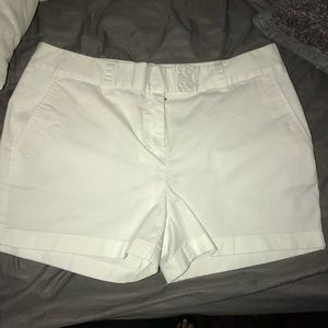 Vineyard vines shorts with tags!